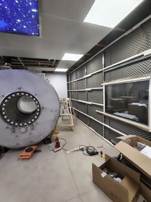 Ein guter Preis. HF-Schutzraum mit 50 Ohm Eingangsimpedanz und mehrschichtig beschichtetem HF-geschütztem Glasfenster für anpassbare Faraday-Käfig-MRT Online